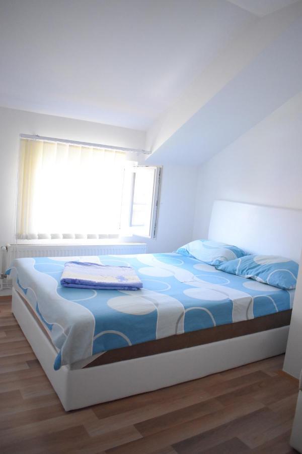 Apartments Holiday Vranje Dış mekan fotoğraf
