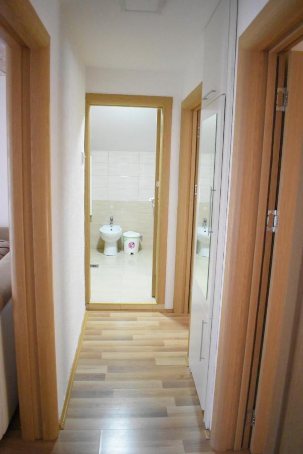 Apartments Holiday Vranje Dış mekan fotoğraf