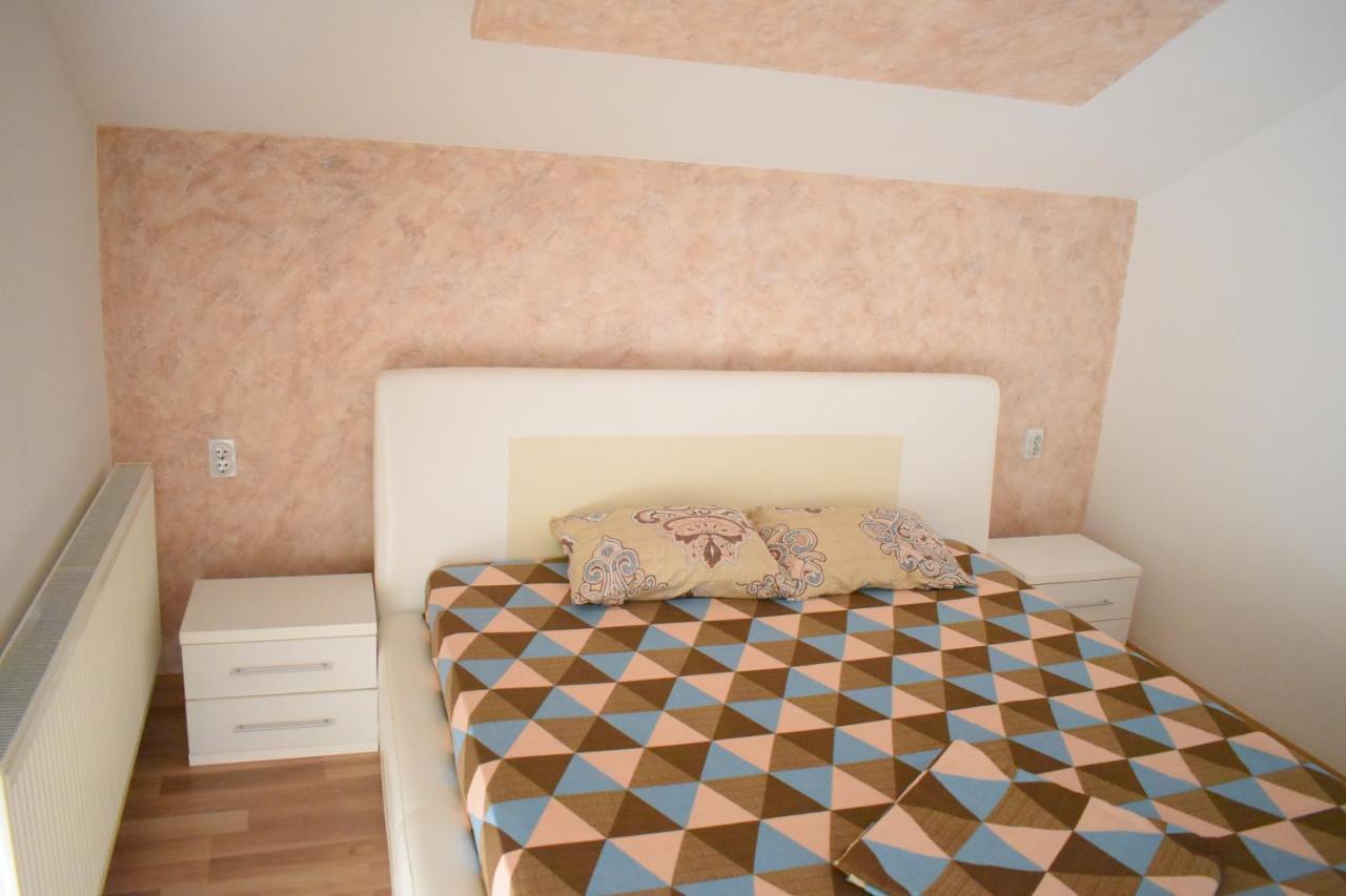 Apartments Holiday Vranje Dış mekan fotoğraf