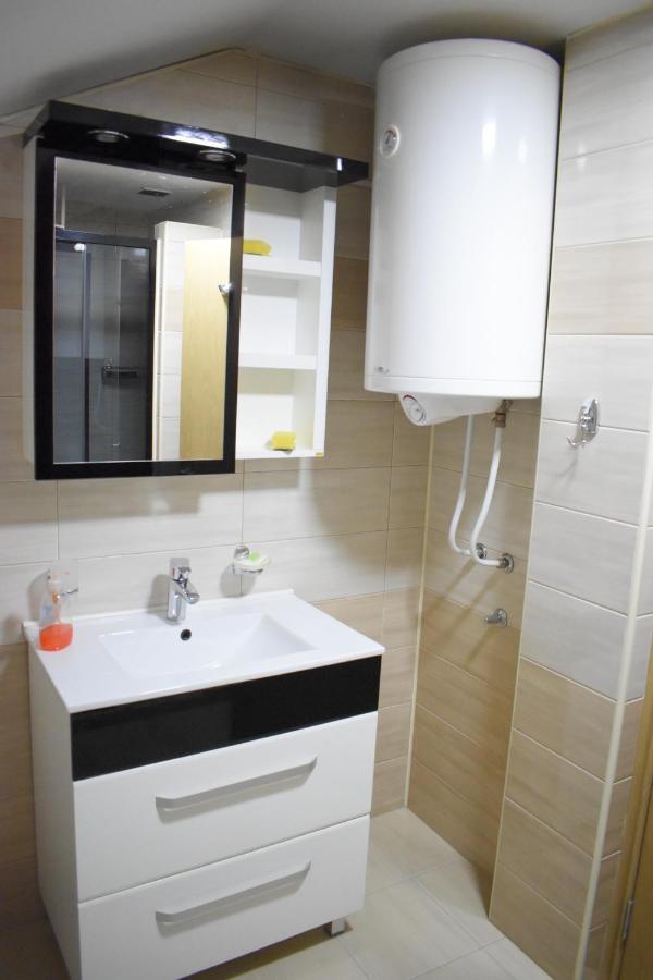 Apartments Holiday Vranje Dış mekan fotoğraf