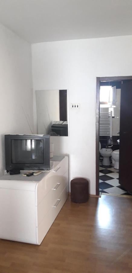 Apartments Holiday Vranje Dış mekan fotoğraf