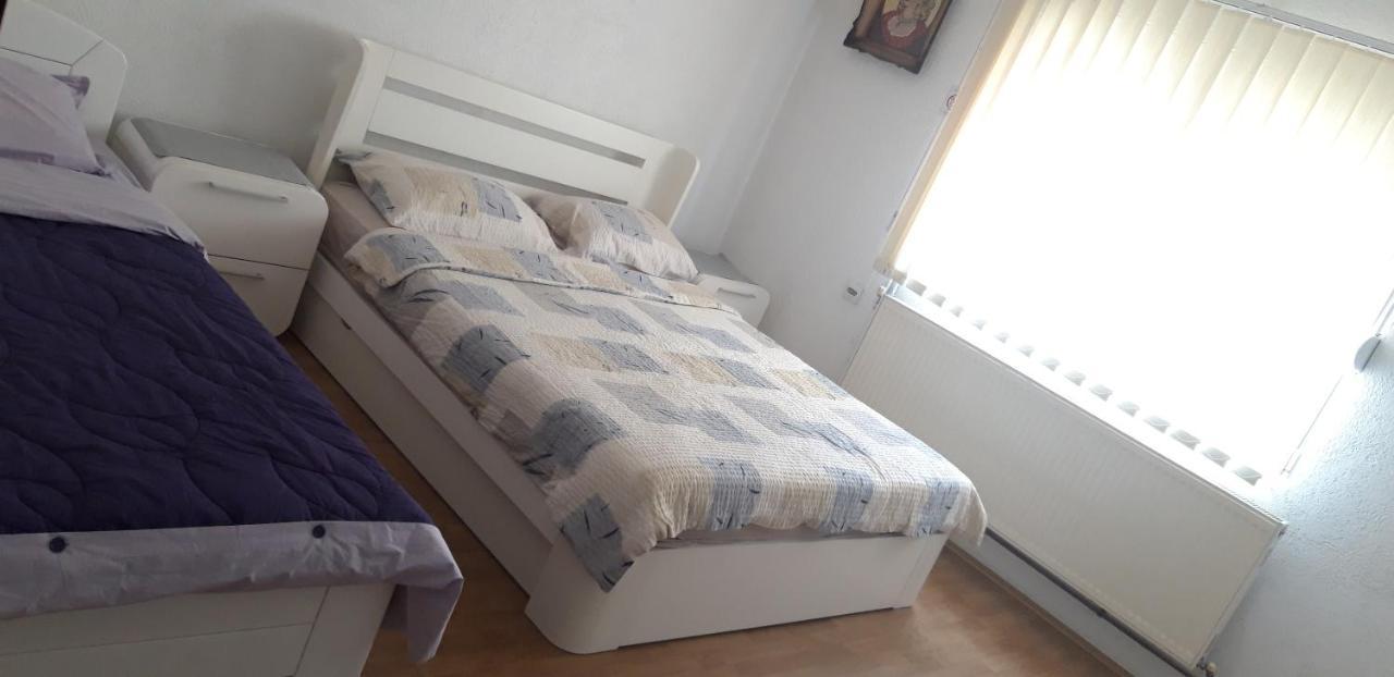 Apartments Holiday Vranje Dış mekan fotoğraf